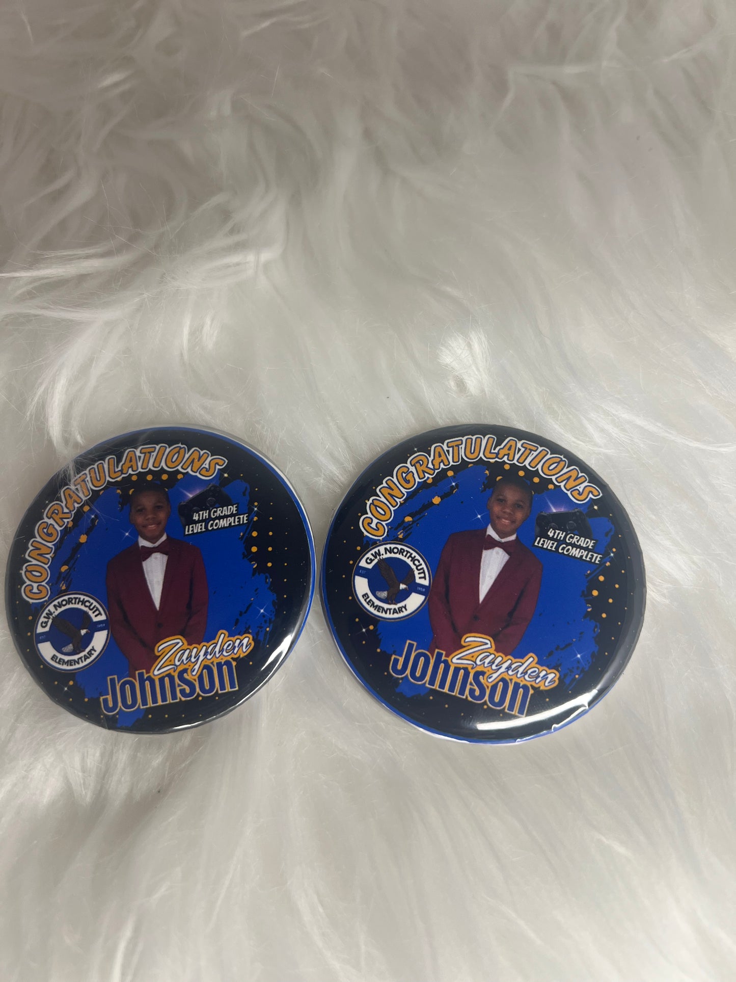 Graduation buttons 2.25 inch